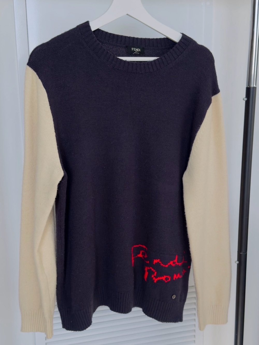 FENDI Men’s 100% Wool Monster Knit Sweater Size 50 Navy Cream FY0636 T3J Italy
